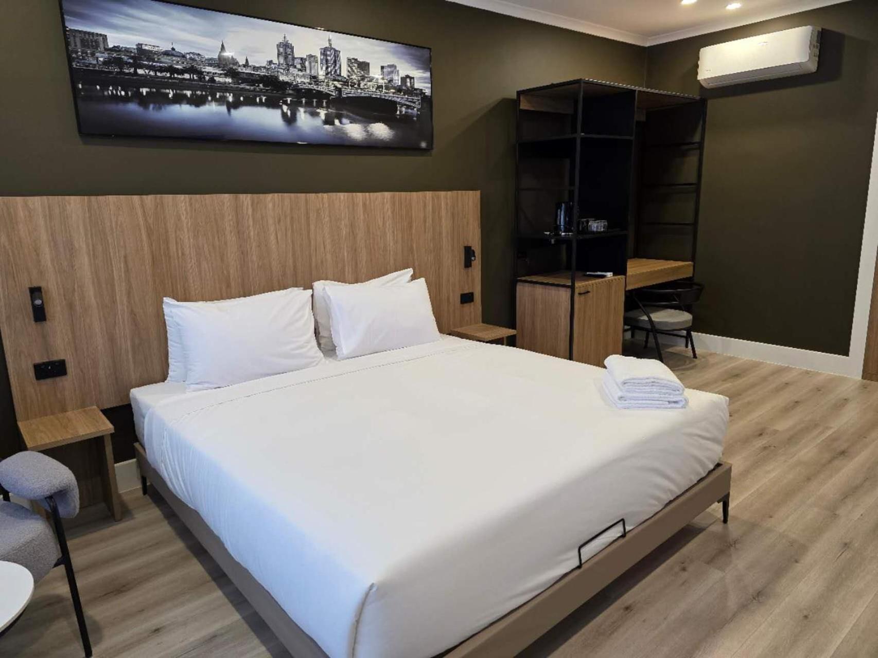 The Parkmore Hotel Ville de Ville de Melbourne Extérieur photo